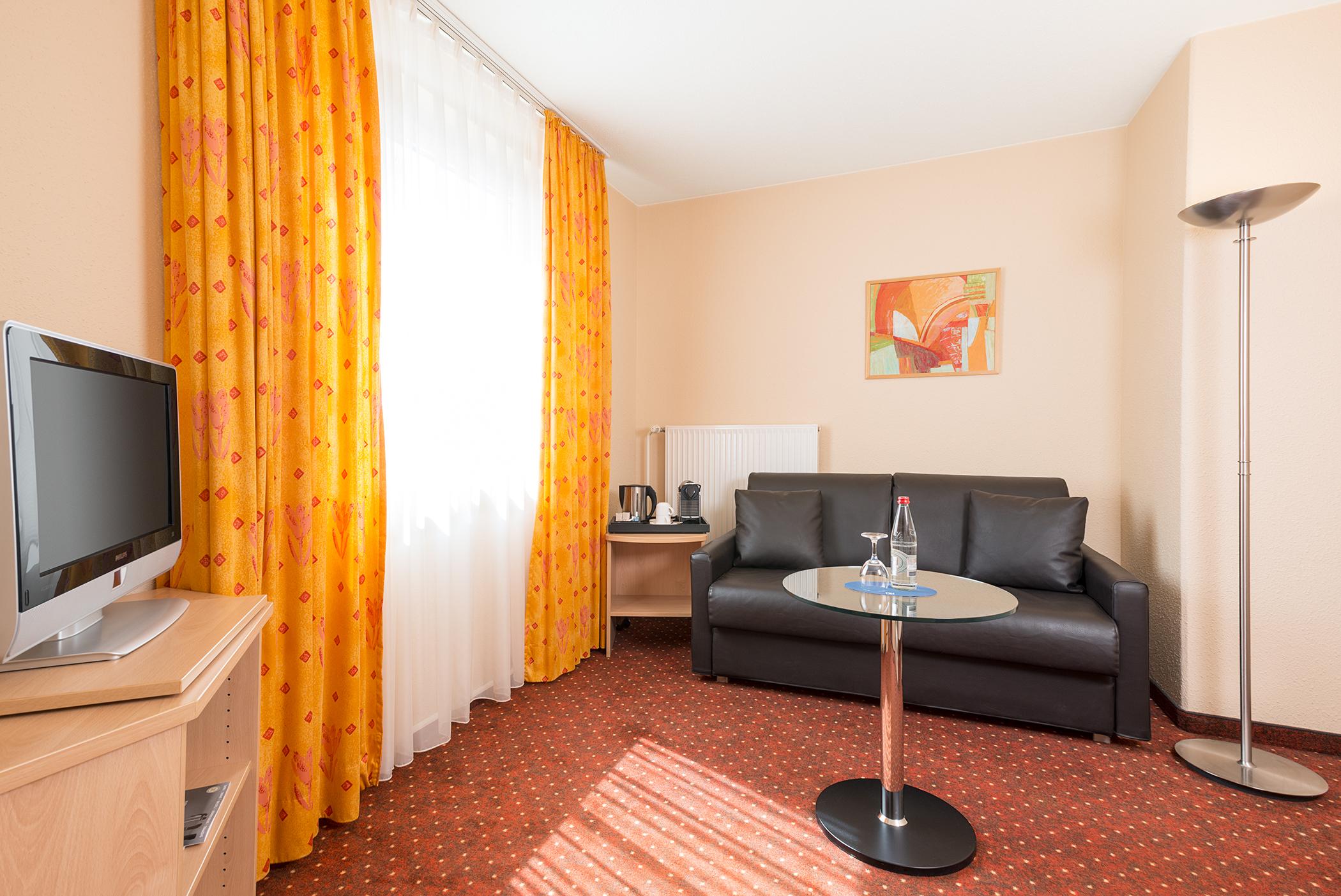 Отель Ibis Styles Berlin Treptow Экстерьер фото