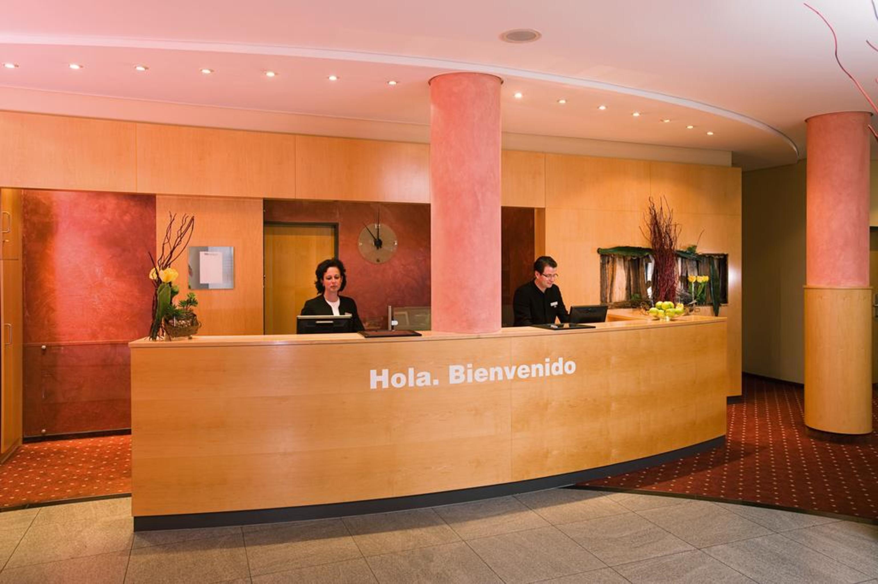 Отель Ibis Styles Berlin Treptow Экстерьер фото