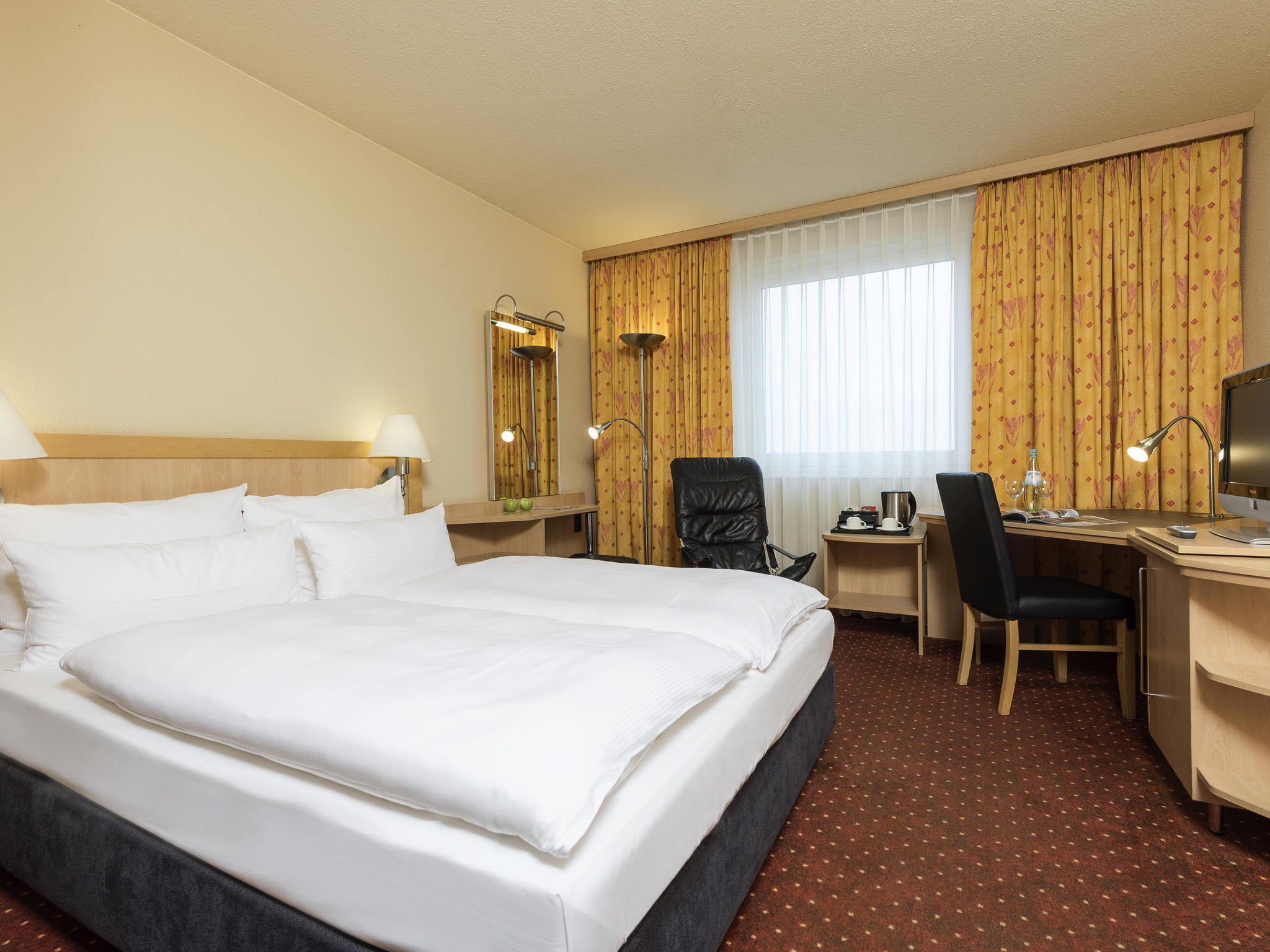 Отель Ibis Styles Berlin Treptow Номер фото